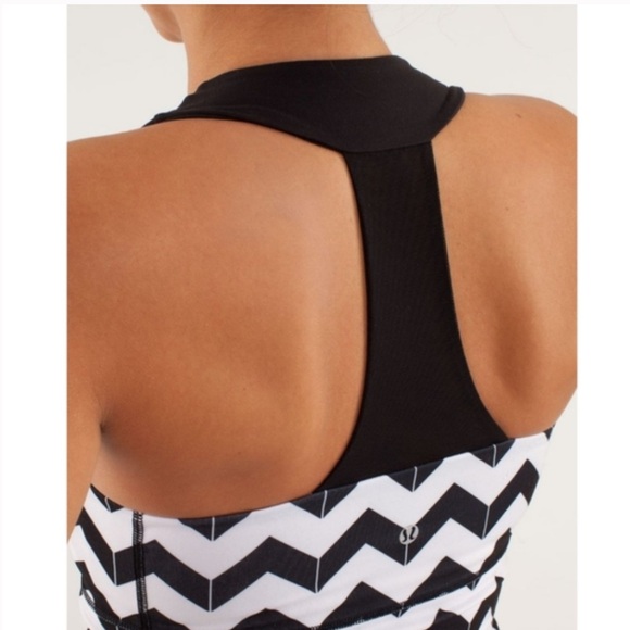 Lululemon Scoop Neck Tank Size 6 - Picture 5 of 10